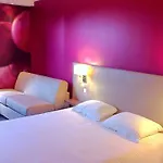 Tinqueux 3*