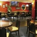 Hotel Tinqueux 3*