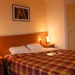 Tinqueux Hotel 3*