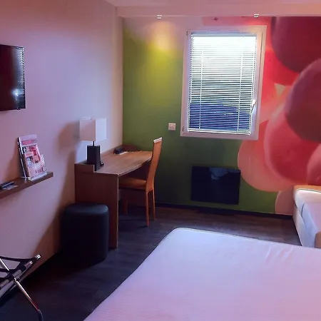Hotel Tinqueux 3*