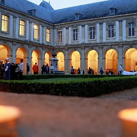 Tinqueux Hotel 3*