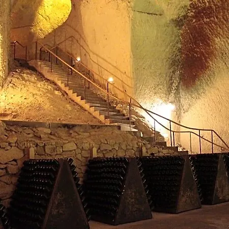 Tinqueux Hotel Reims