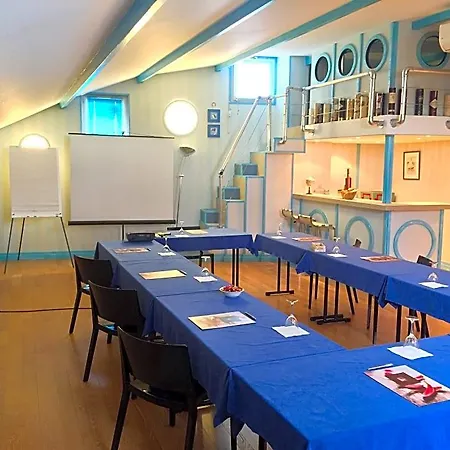 Hotel Tinqueux Reims