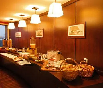 Tinqueux Hotell
